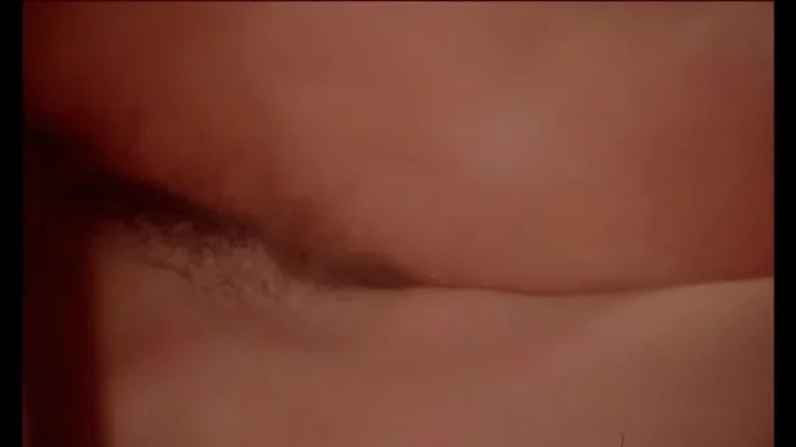 Etreintes dechainees (1977)