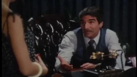 Beverly Hills Exposed (1985)