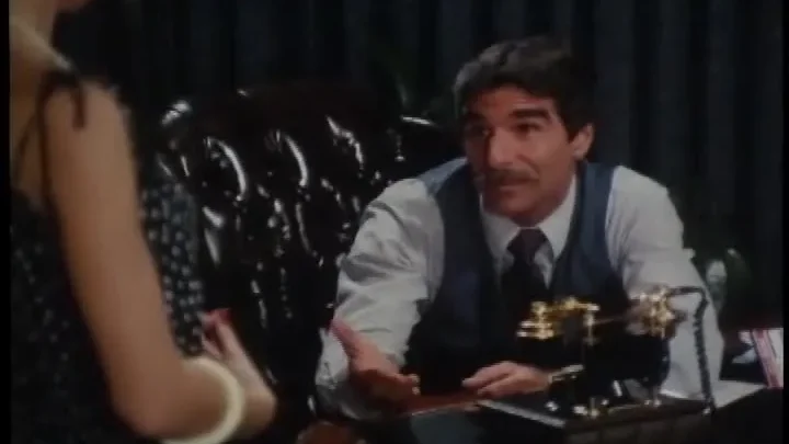 Beverly Hills Exposed (1985)