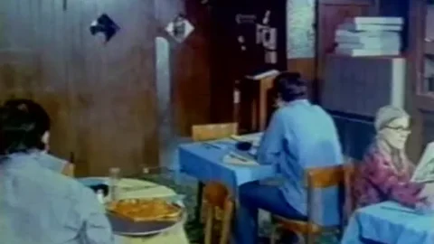 The Hot Oven (1975)