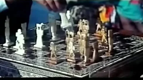 Las verdes vacaciones de una familia bien (1980)