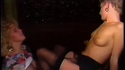 Secretaries (1990)