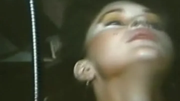 O Beijo da Mulher Piranha (1986)