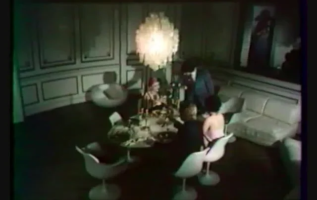 Le diner en ville (1977)