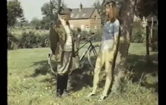 La contessa, la contessina e la cameriera (1978)