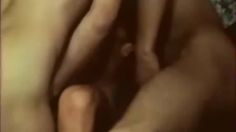 Anna cuisses entrouvertes (1979) (Better Quality)